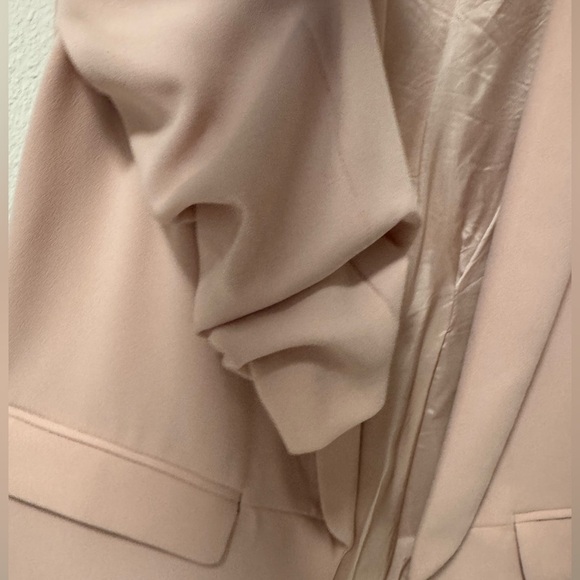 Women’s ZARA Blazer - Picture 4 of 5